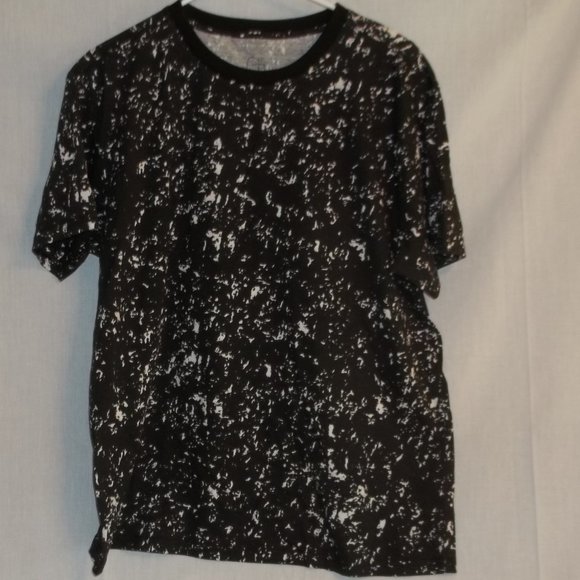 Original Use | Shirts | Original Use Regular Fit Short Sleeve Tshirt ...